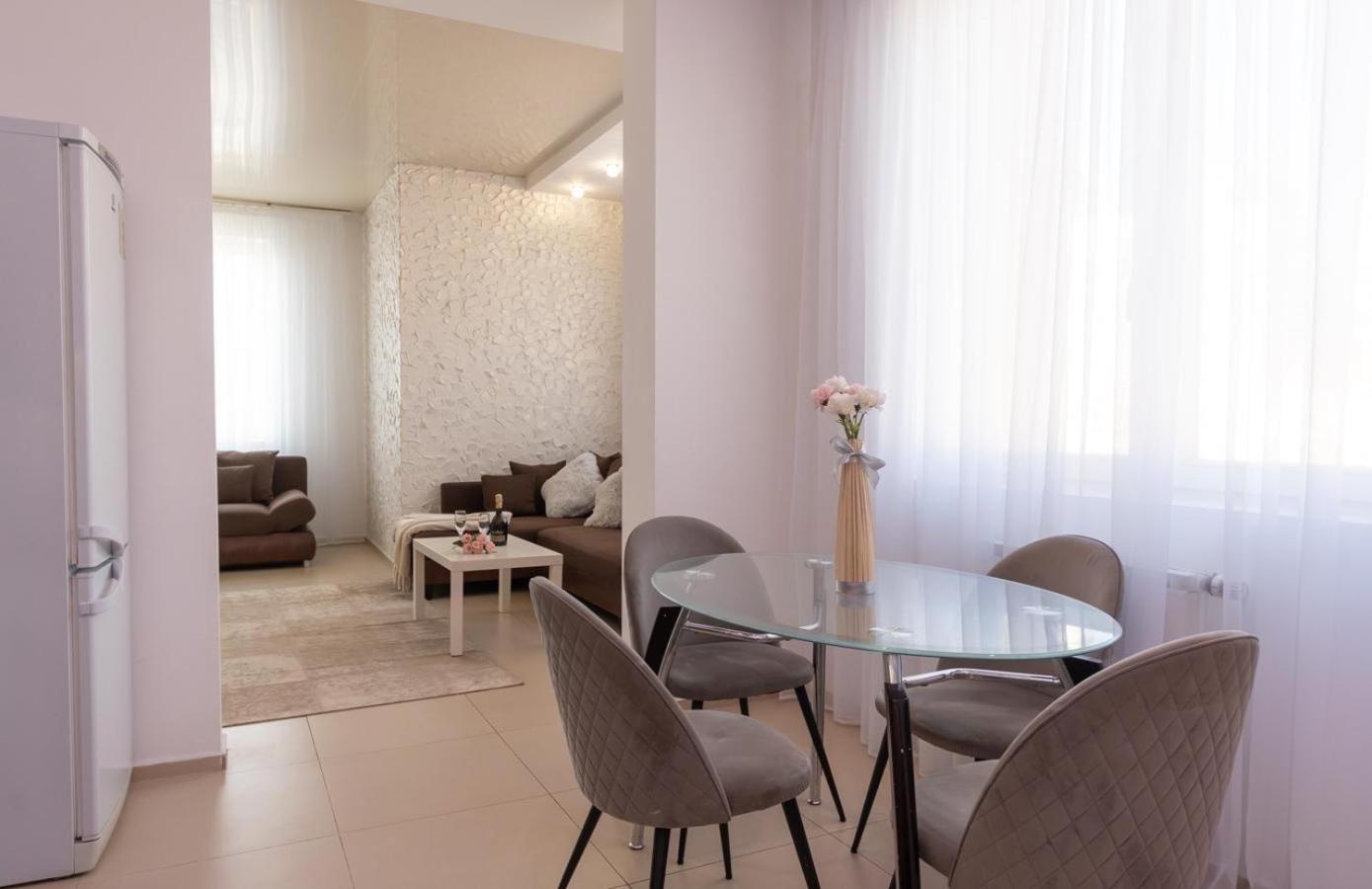Apartment Obolon Natalka Park Kiev Buitenkant foto